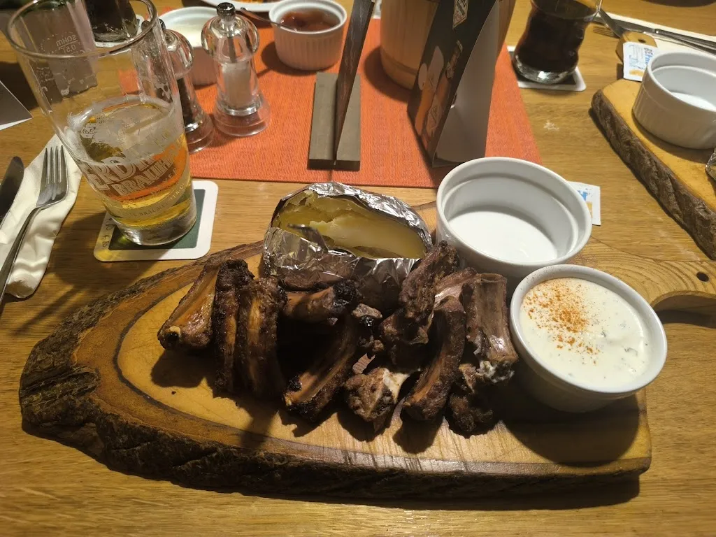 Daniel Knebel_Gasthaus 