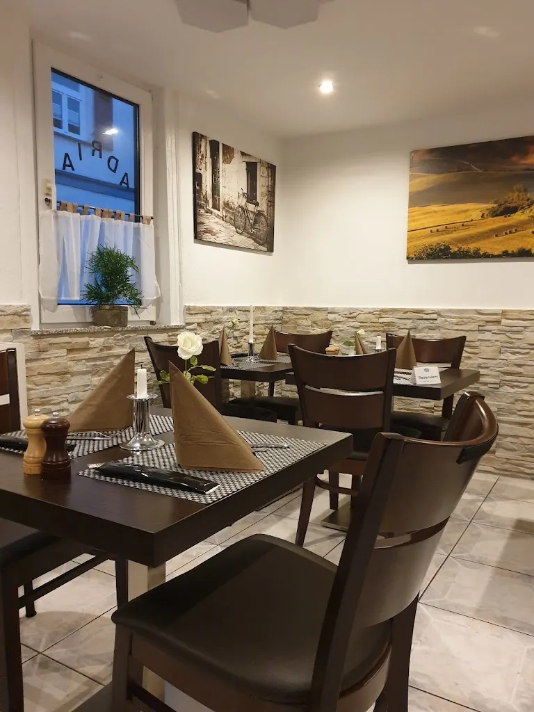 Ristorante Adria da Toni ristorante a Münzenberg