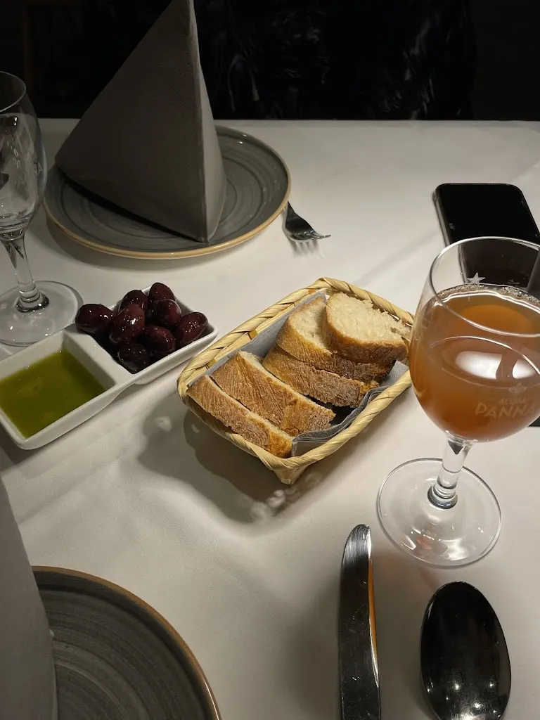 S. A._Ristorante Italiano Tennispark_Main_review