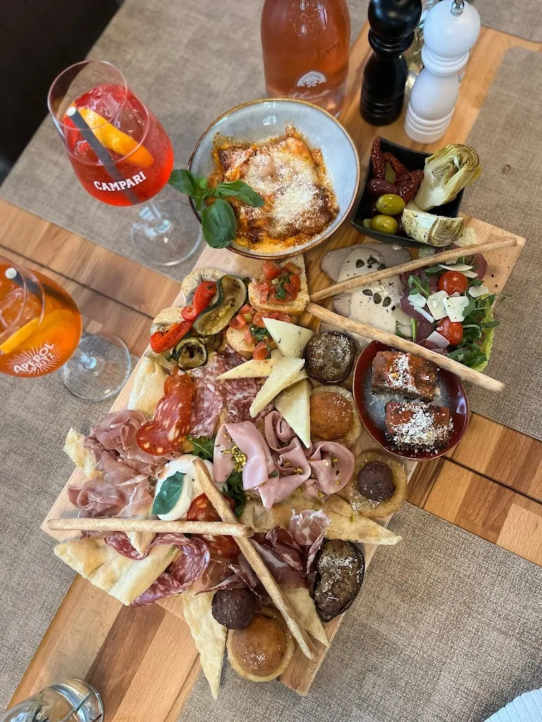 Café im Park_Main_slider_image_3