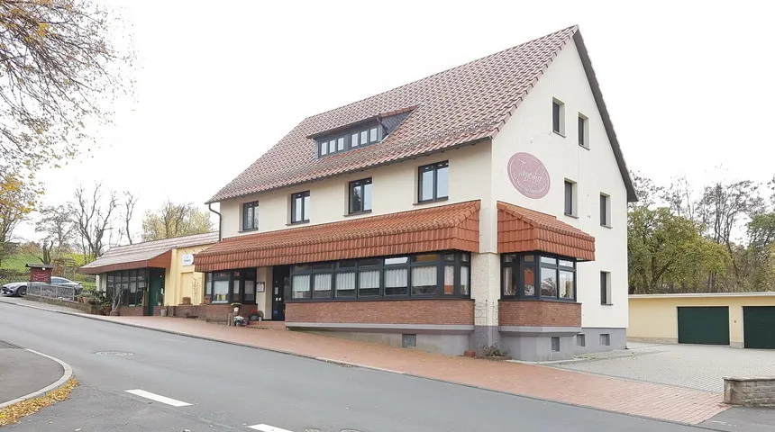 Landgasthaus Tannenhof restaurant in Nentershausen
