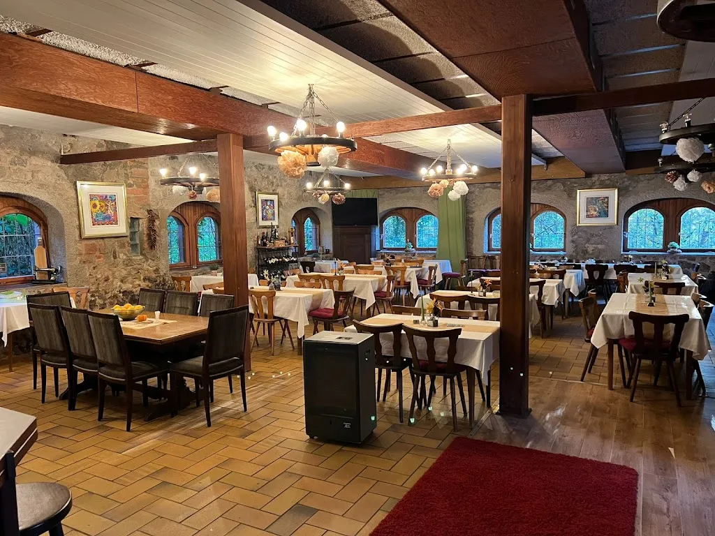 Lindenhof.Rohrbach restaurant in Mörlenbach