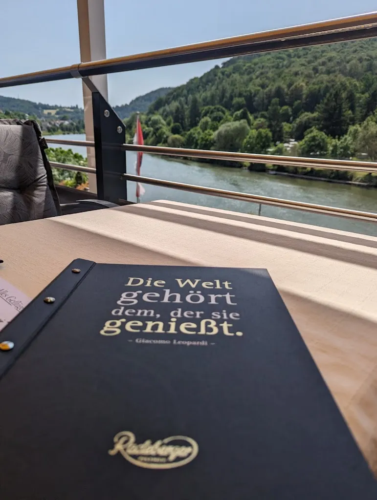 Claire Arndt_Restaurant 