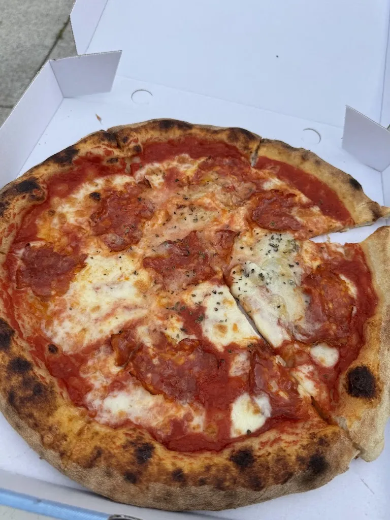 Rosangel Gabriela Torrealba Rolo_La Bontà - Trattoria Pizzeria_Altbach_review