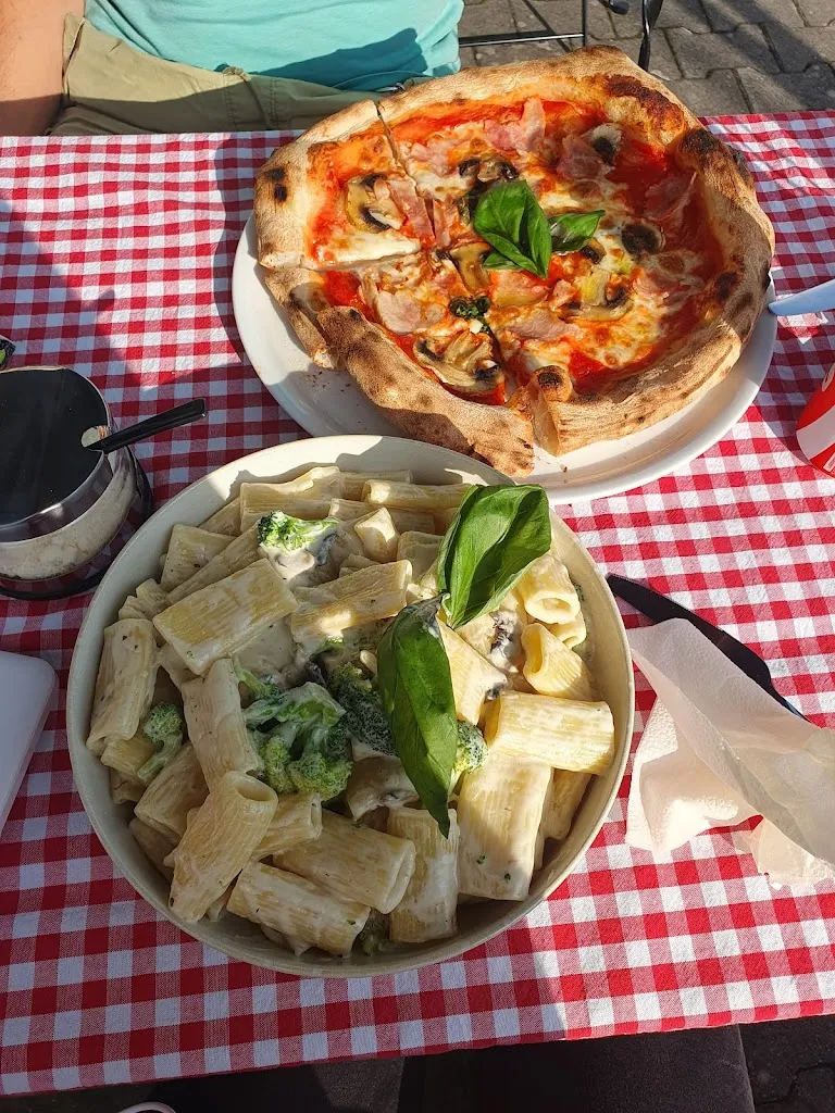 Drei Freunde ein Ofen_Mörfelden-Walldorf_slider_image_3