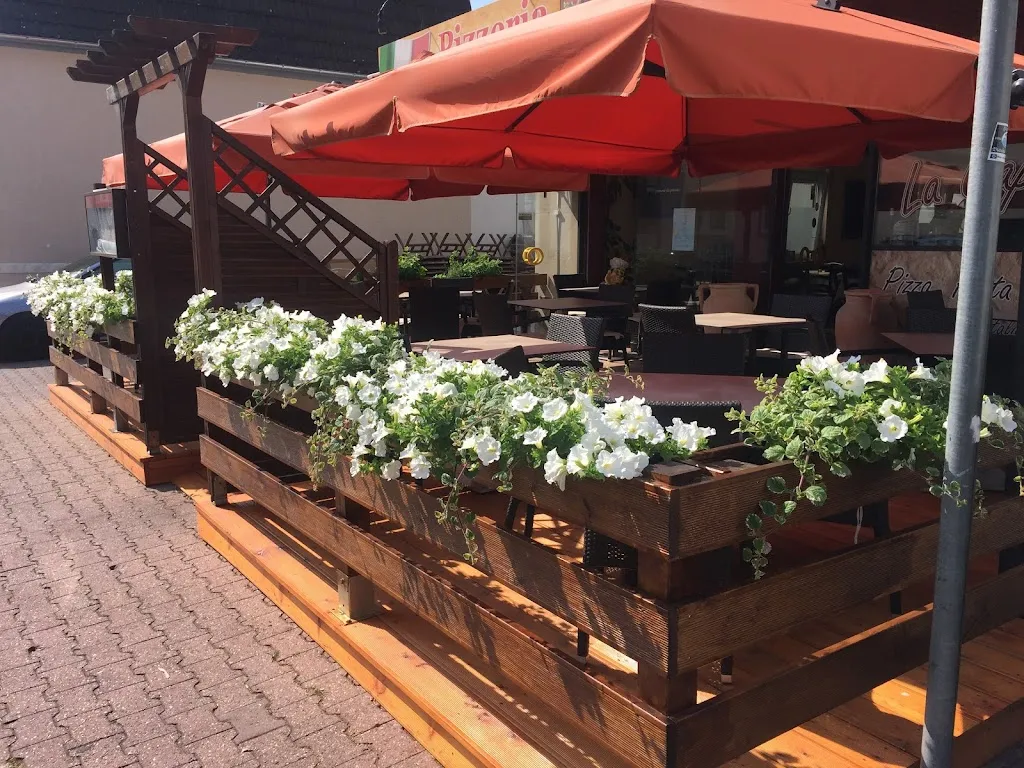 Pizzeria La Capannina restaurant in Mörfelden-Walldorf