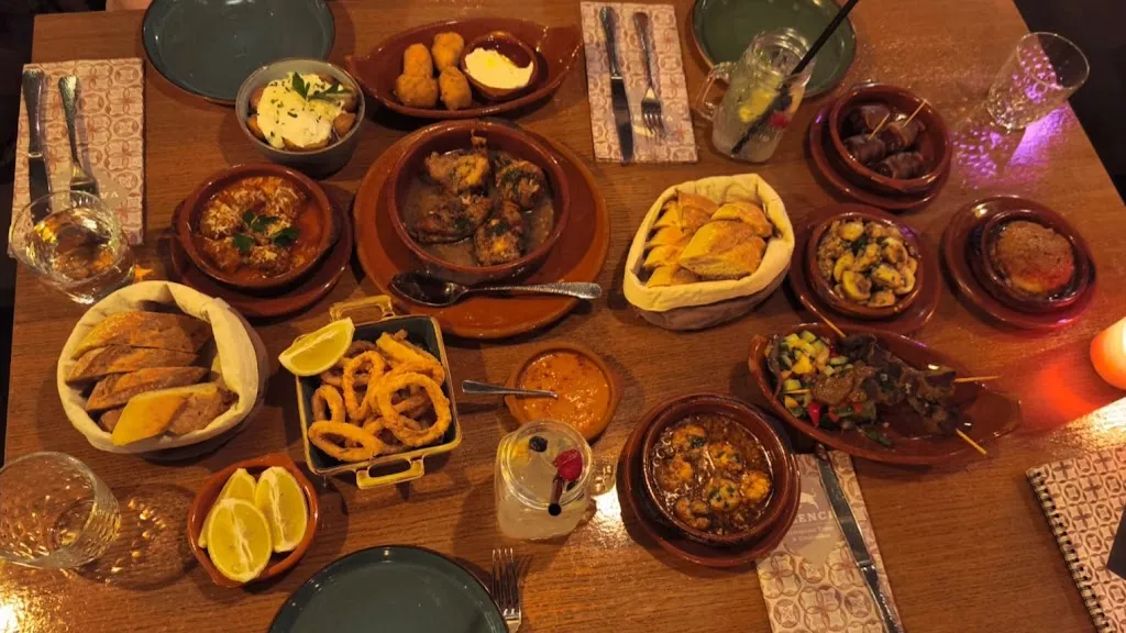 Chrissy H._Valencia | Restaurant • Tapas • Cocktailbar_Neu-Isenburg_review