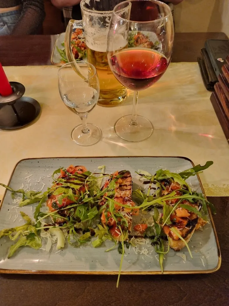 Natalie_Multani Mediterranes Restaurant_(Saale)_review