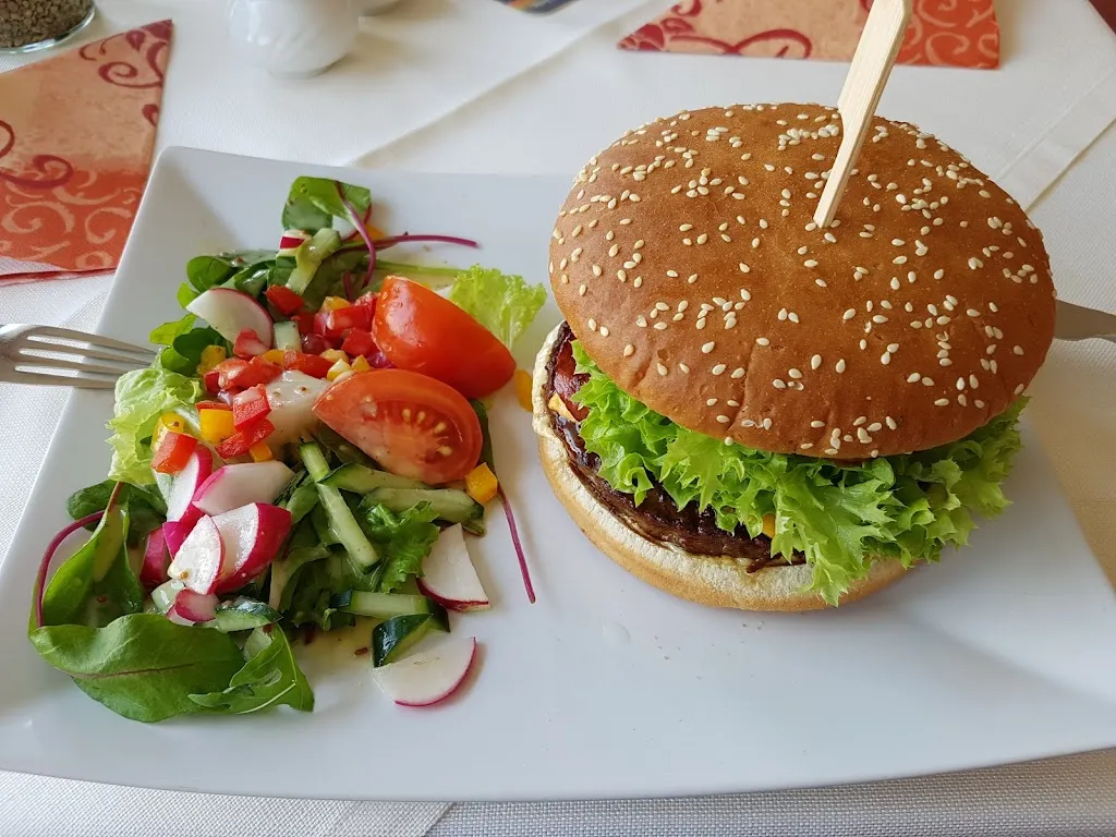 Menu_Berghotel & Restaurant Wilhelmsburg_(Saale)_immagine_2