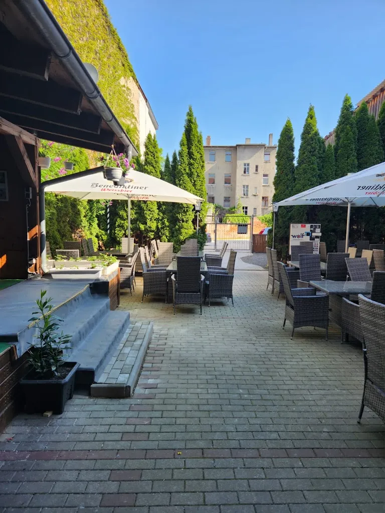 Restaurant Athos ristorante a (Saale)