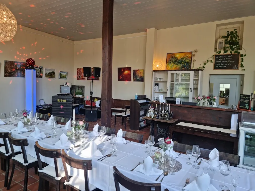 Orangerie am Park Grossjena_(Saale)_slider_image_1