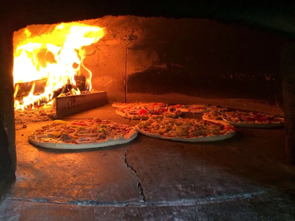 Casa Mia_Neu-Anspach_slider_image_3