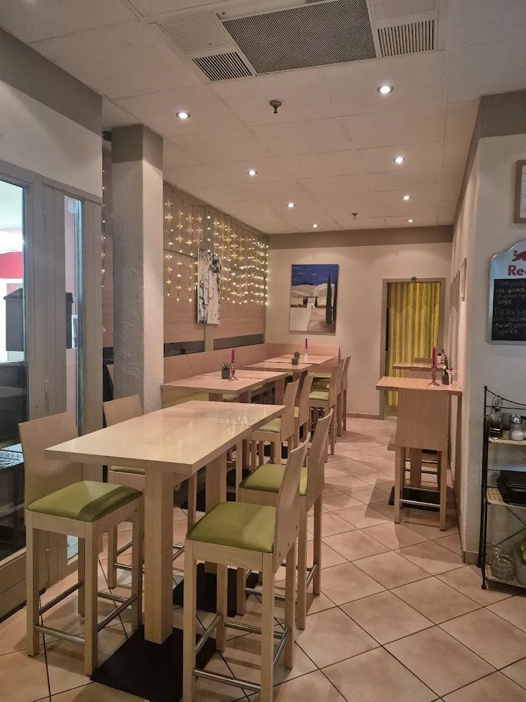 San Daniele_Neu-Anspach_slider_image_3