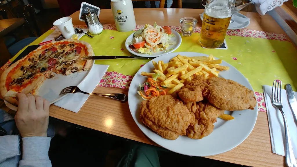 pawel20010_Schützenhaus Nehren - Da Papi_Nehren_review