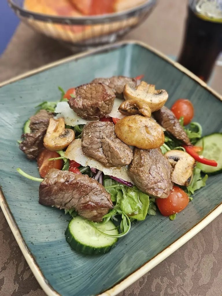 Ristorante Pizzeria Toscana_Nidda_slider_image_2