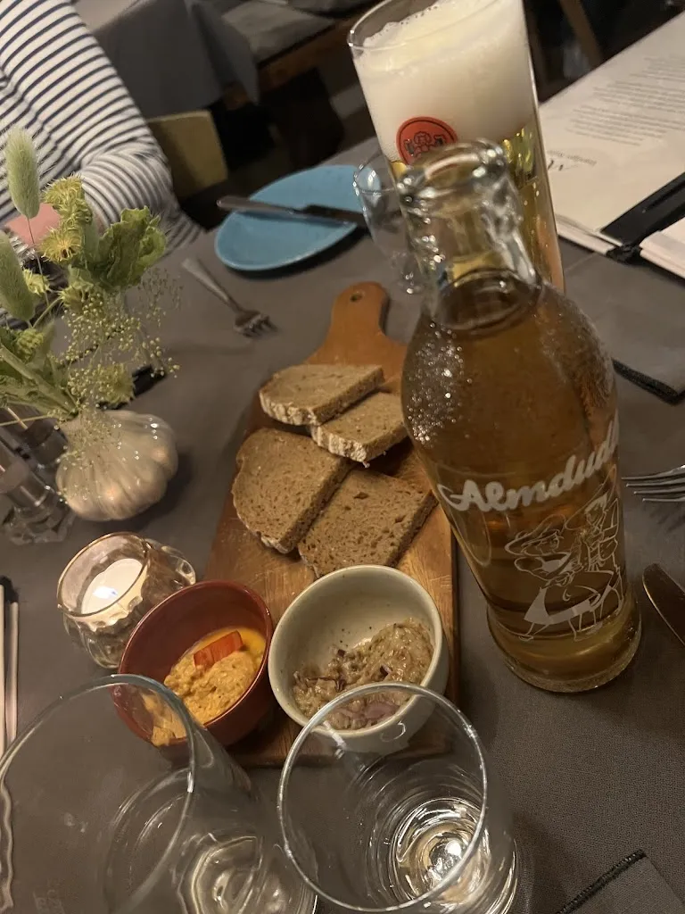 Enalis_Venediger Stubn_Austria_review