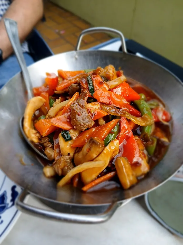 Lizza_Mr. Meng_Neulußheim_review