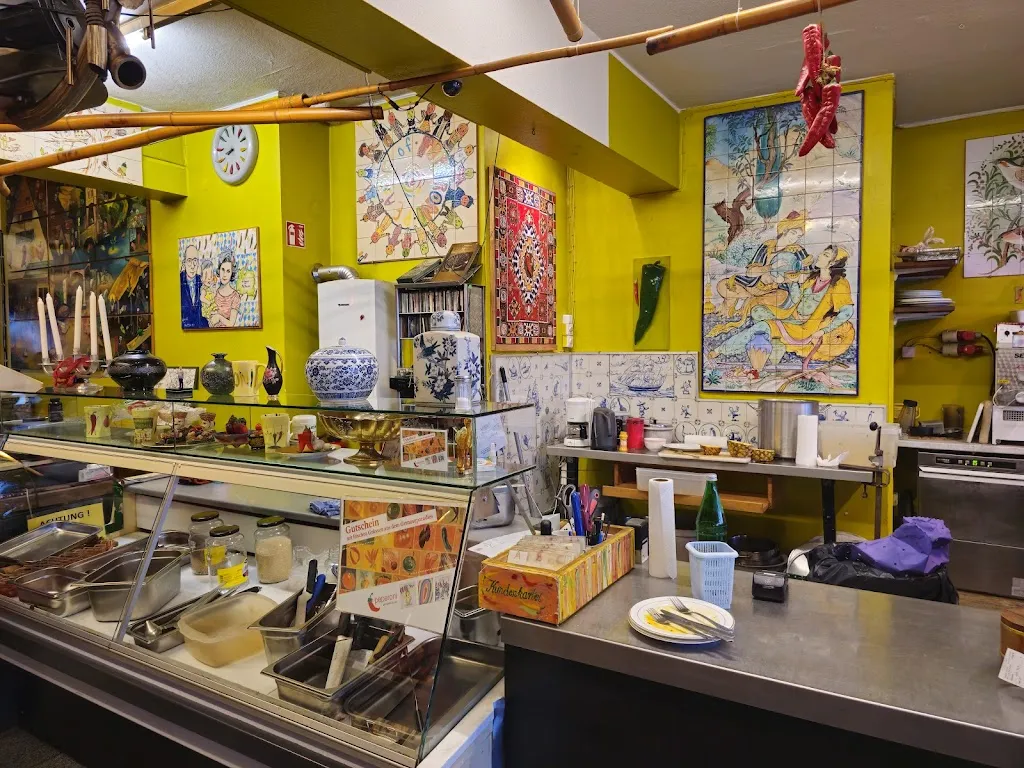 Mir Gahangir BahrainianPeperoni restaurant in Münster