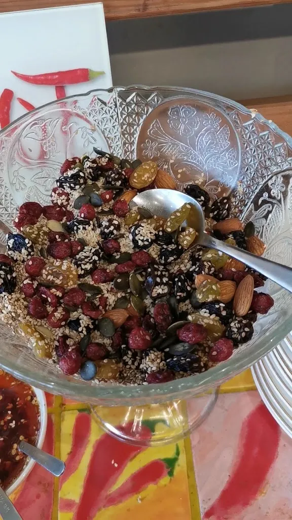 Mir Gahangir BahrainianPeperoni_Münster_slider_image_2