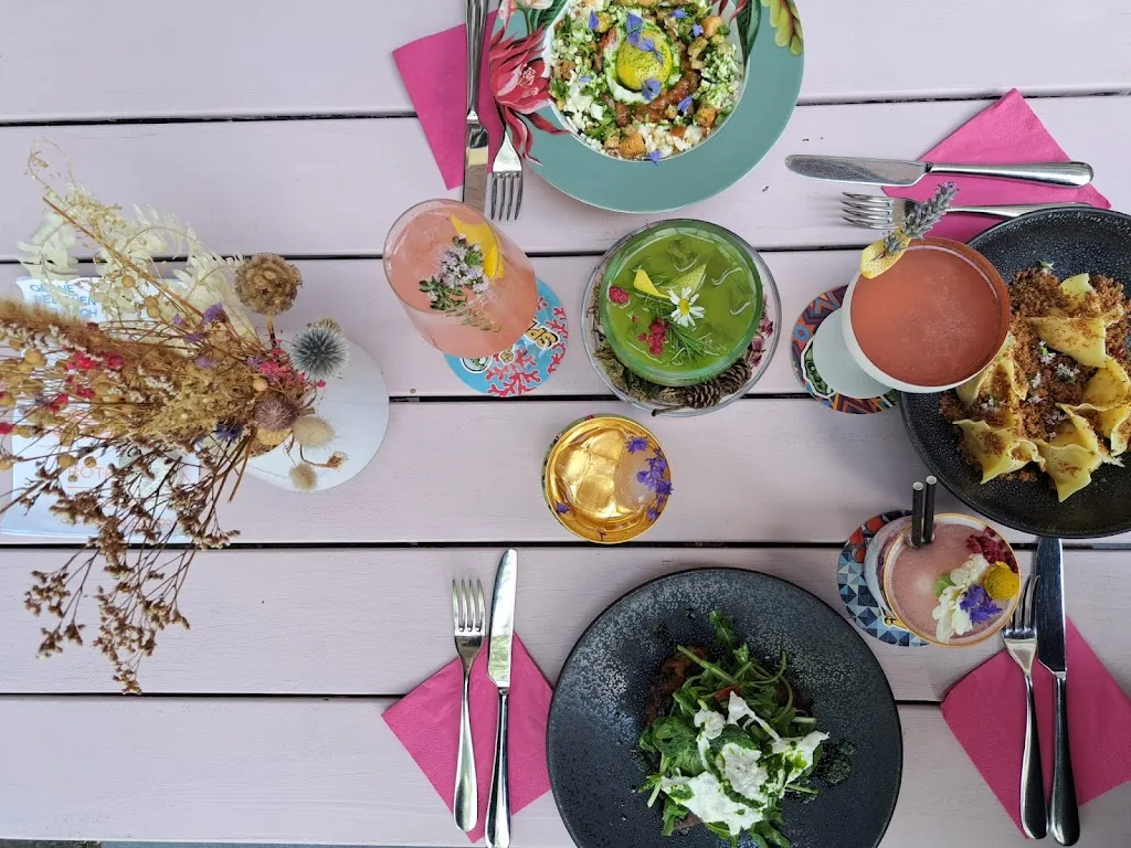 Rotkehlchen Speise-& Cocktailbistro_Münster_slider_image_3