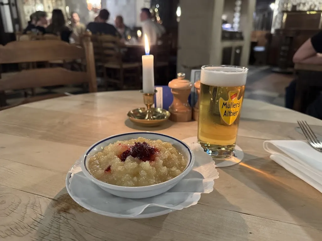 Suyeon Kim_Altes Gasthaus Leve_Münster_recensione