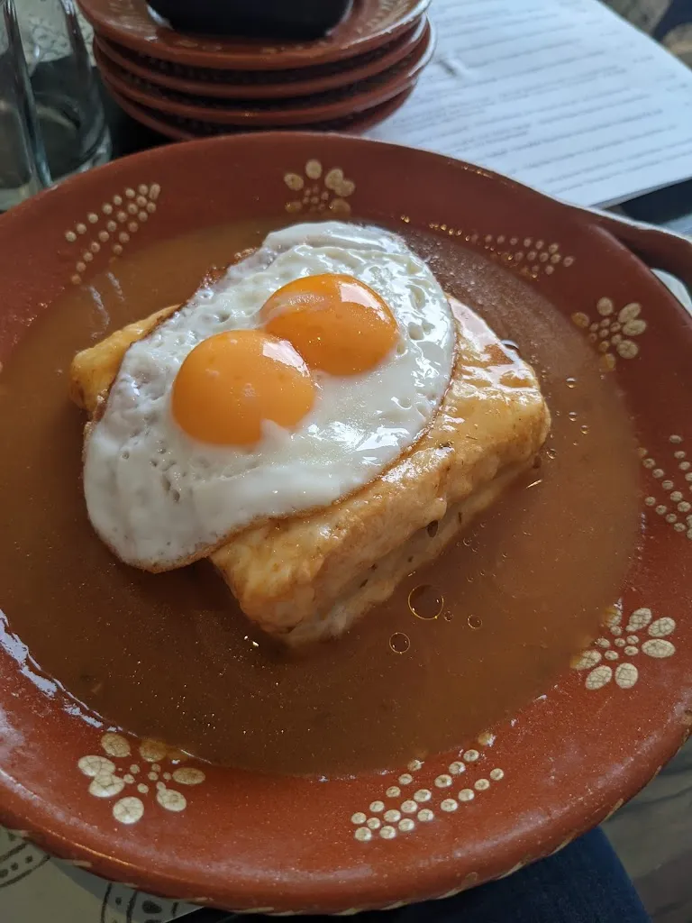 Menu_DER PORTUGIESE_Main_image_5