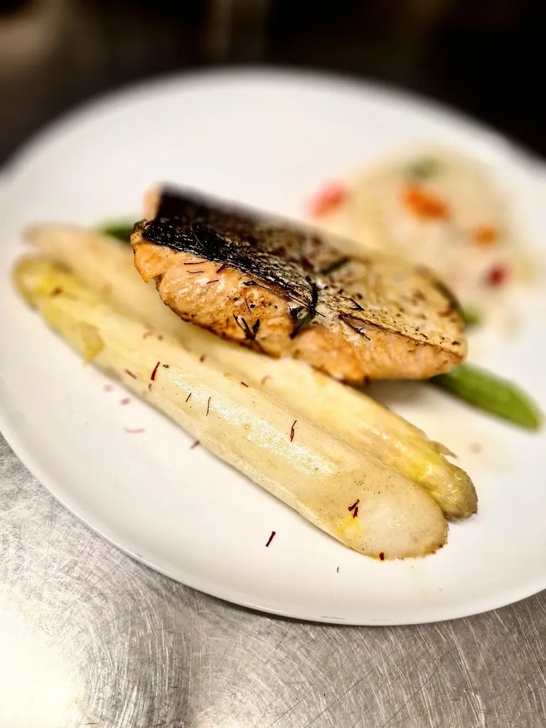 Alexis Sorbas_Main_slider_image_3