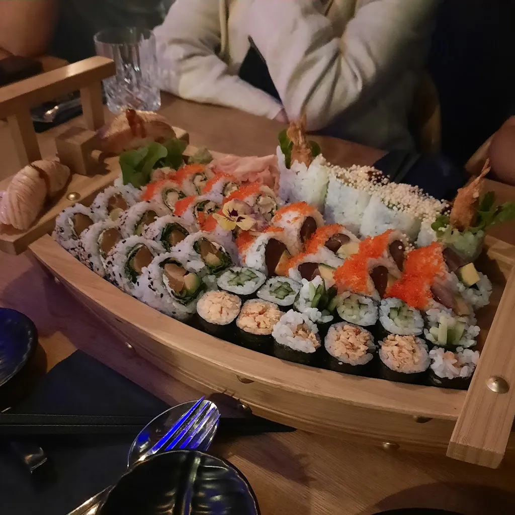 Menu_Katomi Sushi & Asian Fusion Restaurant Frankfurt_Main_image_6