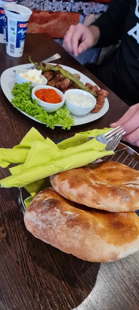 Menu_Balkan Haus_Main_image_5