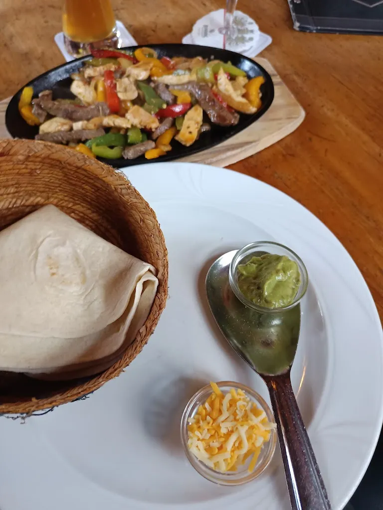 Menu_Sombrero Cantina Y. Bar Mexicano_Ober-Ramstadt_image_6