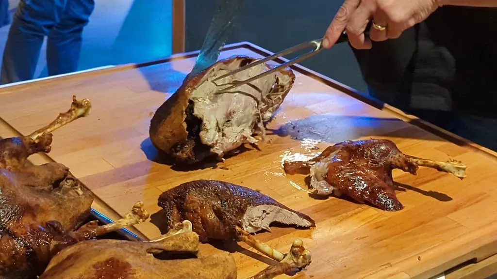 sand & seele__slider_image_2