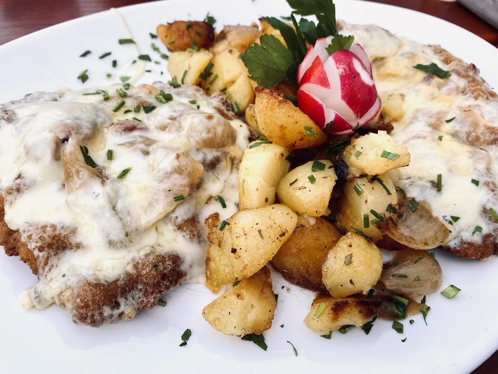 Wirtshaus ZUM HIRSCH__slider_image_3