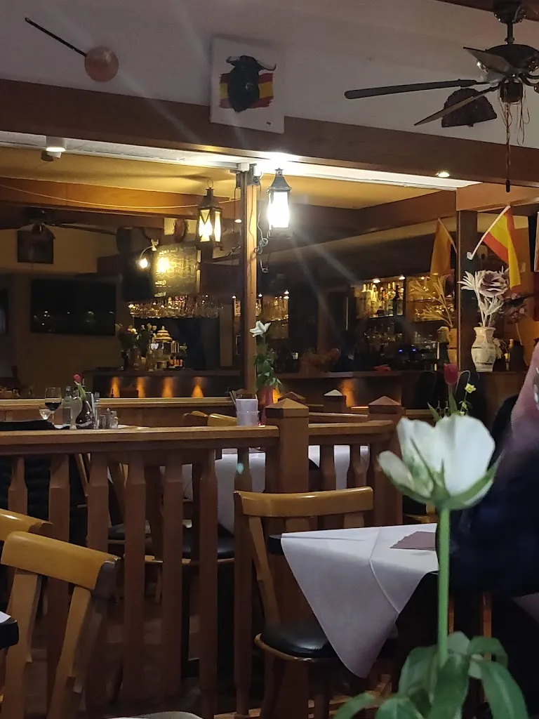 El Centro / Spanischer Elternverein_Obertshausen_slider_image_1