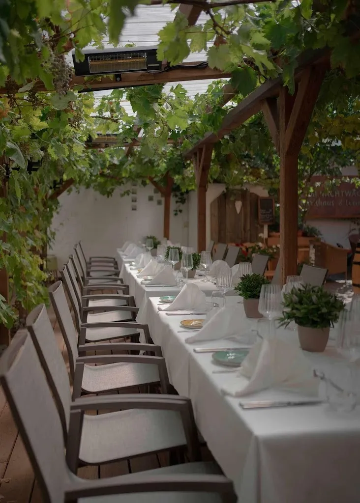 Zum Nachtwächter Wirtshaus & Weinstube restaurant in Obertshausen
