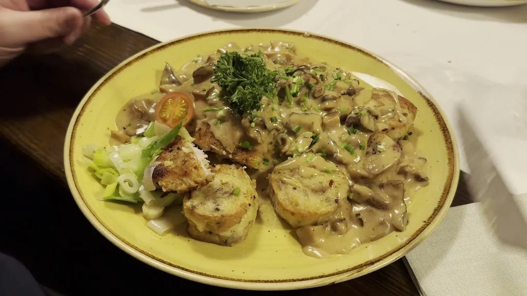 Zum Nachtwächter Wirtshaus & Weinstube_Obertshausen_slider_image_2