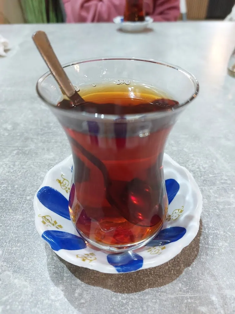 Dirk Born_Ebrar Restaurant_Ranstadt_review