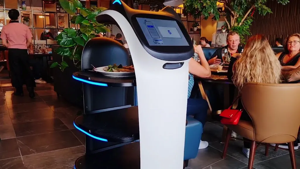 Yanida_Raunheim_slider_image_2