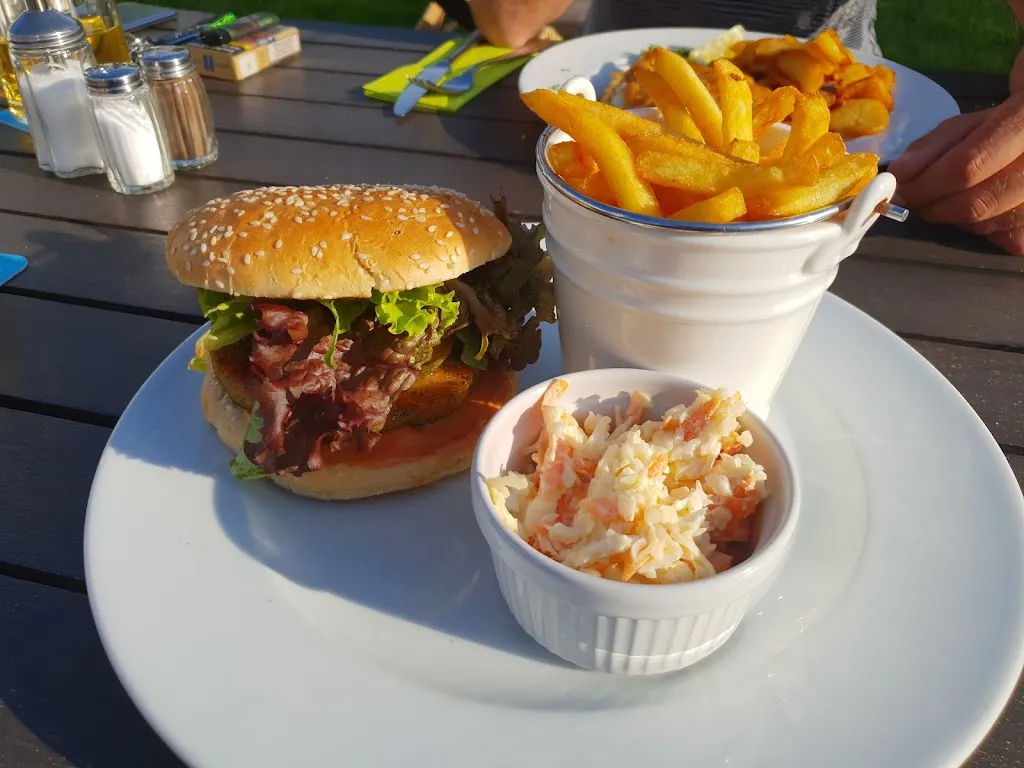 Menu_ess:zimmer_Main_image_8