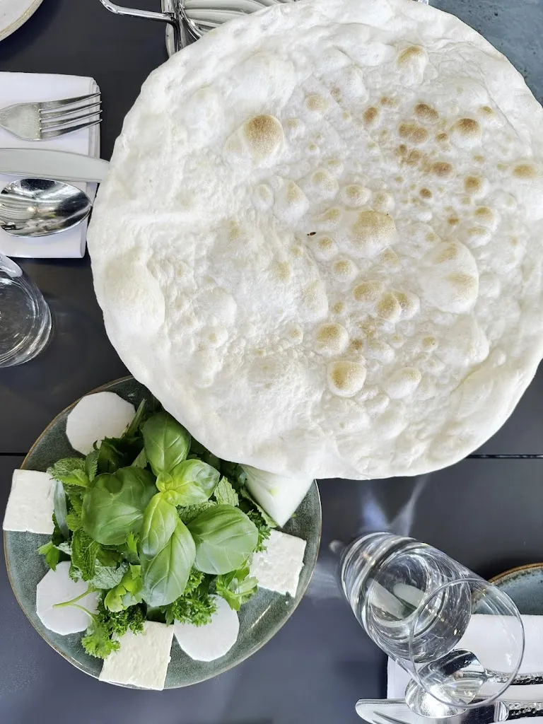 MAMAN_Main_slider_image_2