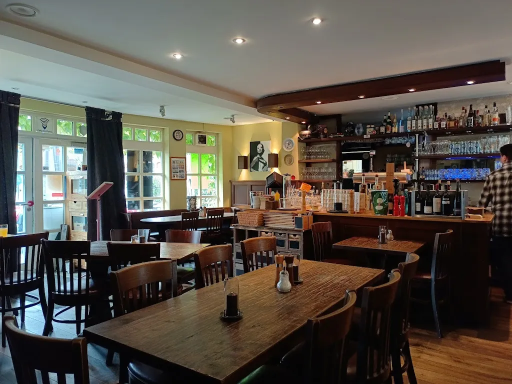 Markthaus am Wilhelmsplatz restaurant in Main