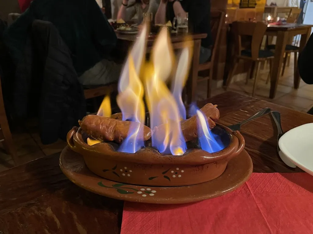 Scott Watkins_Paulo's Tapas Bar_Main_review