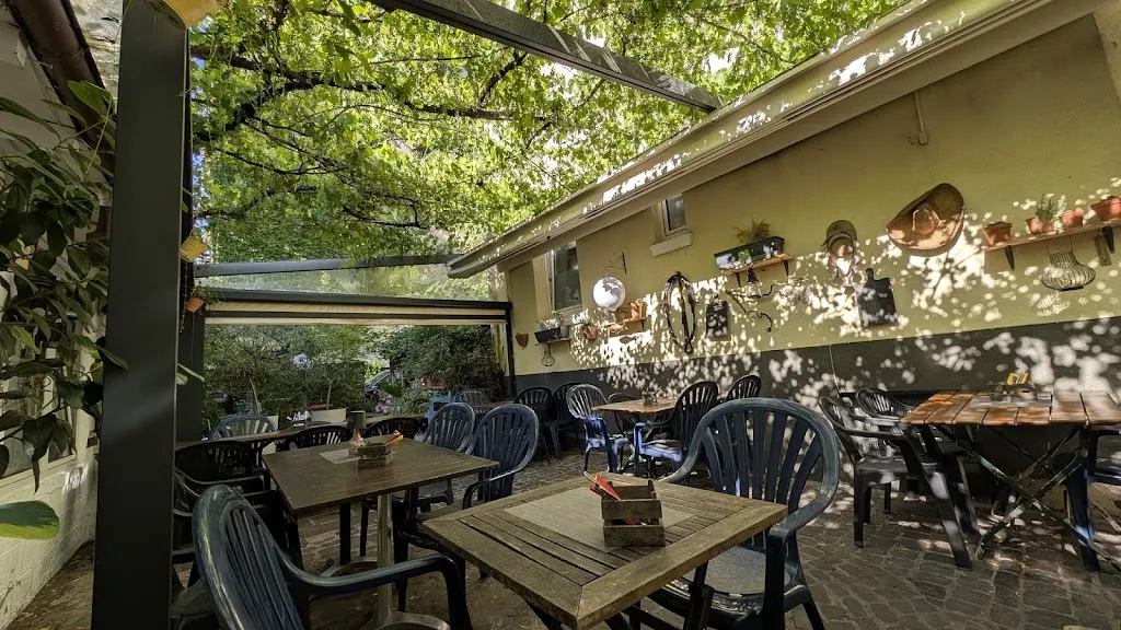 Paulo's Tapas Bar ristorante a Main