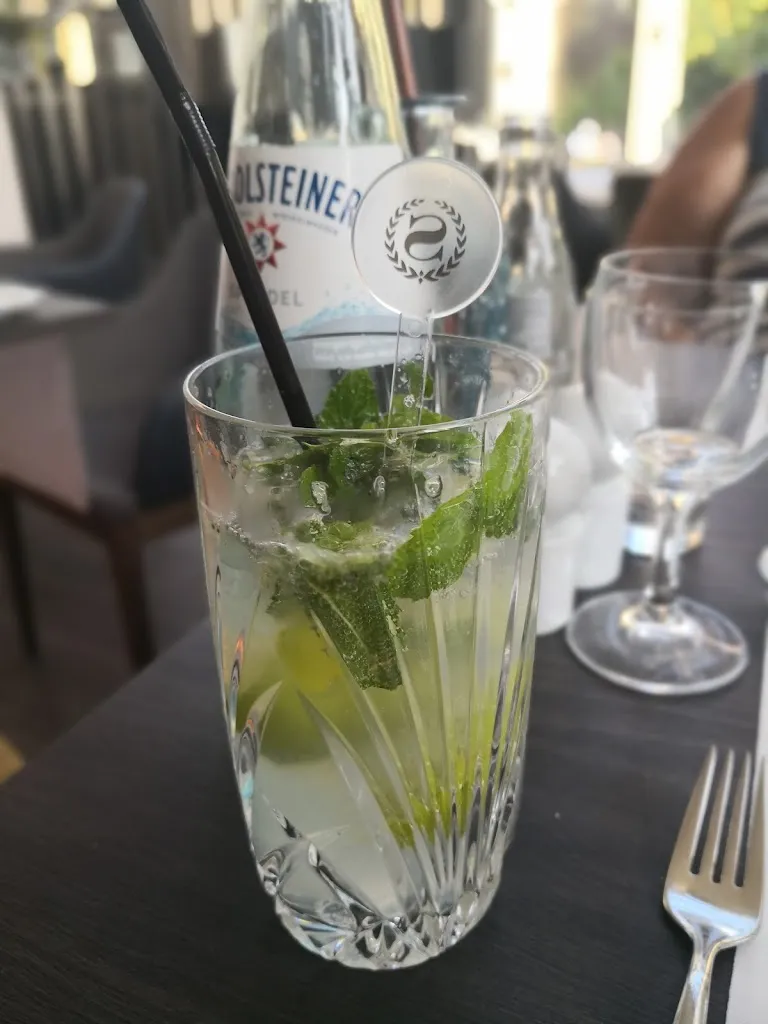 Menu_PURE Restaurant_Main_image_1