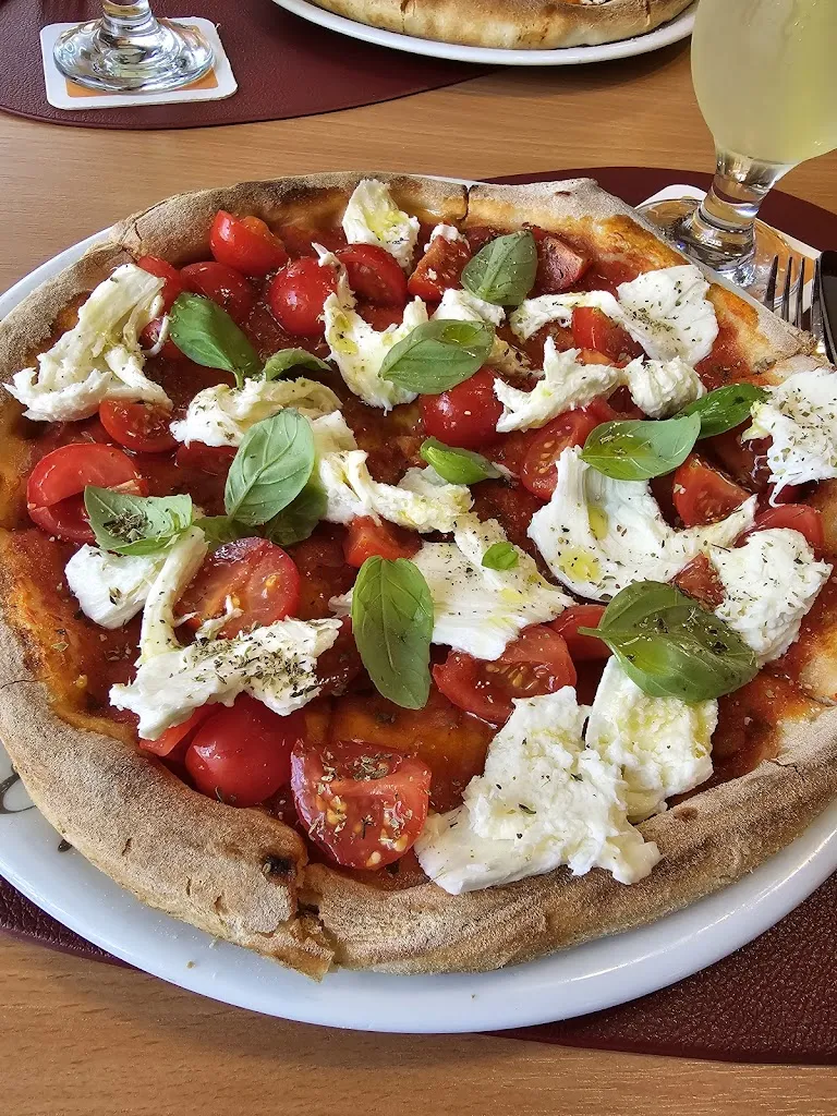 Marisa_Ristorante Pizzeria Lo Stretto - Turnhalle Crumstadt_Riedstadt_review