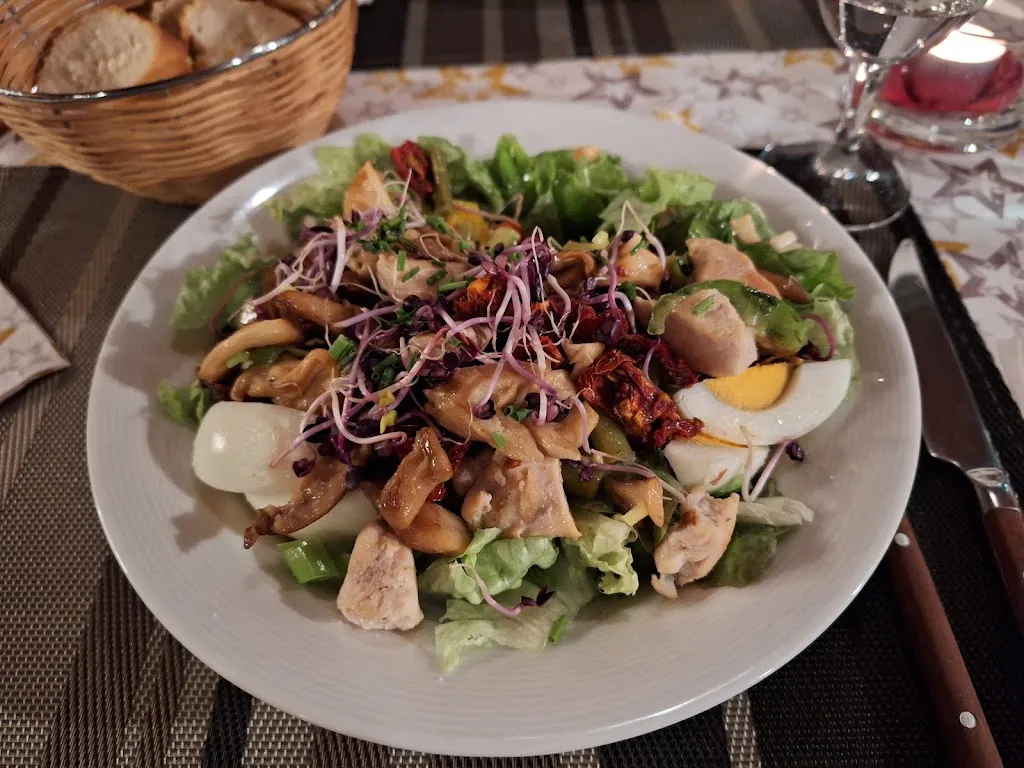 Anja Arnold_Restaurant Zum Weinbrunnen - Guy Peube_Allensbach_avis