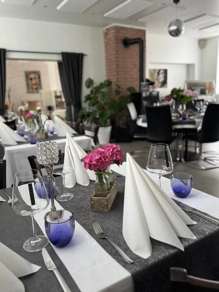 Alte Backsteinfabrik in Rodenbach_Rodenbach_slider_image_3