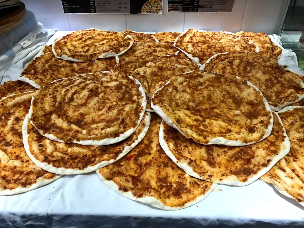 Menu_Musti‘s Döner&Pizza_Höhe_immagine_4