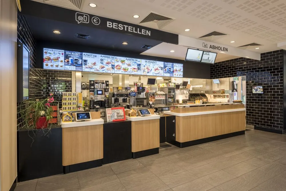 McDonald's restaurant in Höhe