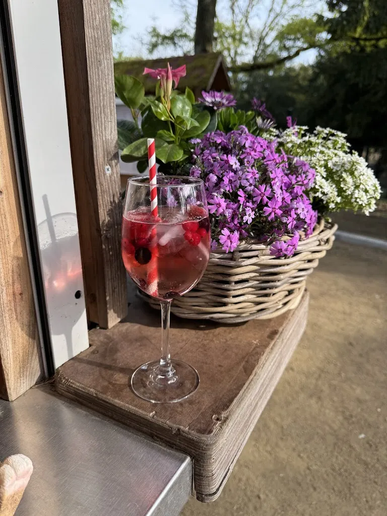 Kek Kek_Waldbembel Rüsselsheimer Biergarten_Main_review