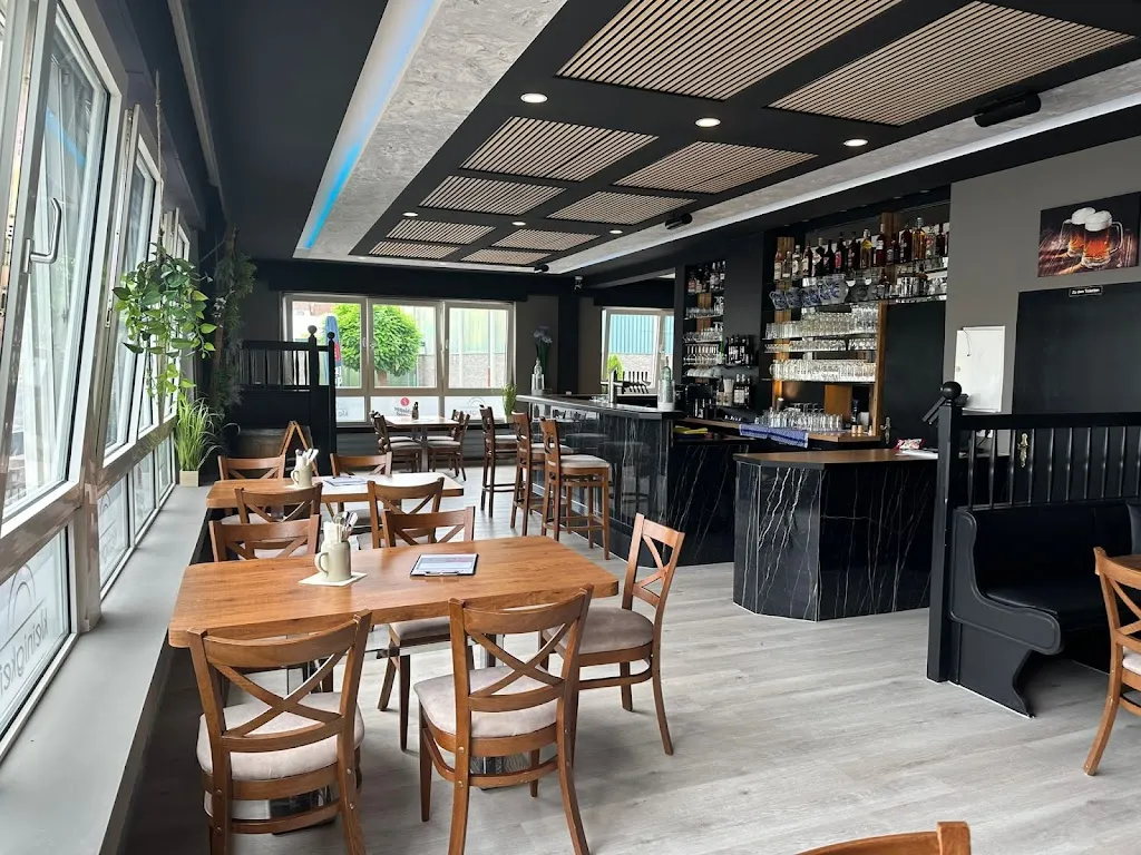 kleinigkeit Restaurant and Bar_Schaafheim_slider_image_1